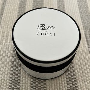 Gucci Flora By Gucci The Garden Jewelry Round Box
